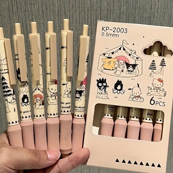 NIB! Hello Kitty and Friends Set of 6 Pens with Foam Rubber Grip! - Picture 1 of 4